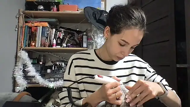 Yuna5343 online show from January 7, 2026, 8:25 pm