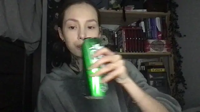 Yuna5343 online show from April 14, 2026, 7:52 pm