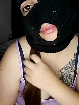 Snapshot of 1Malika chatting on October 10, 2025, 8:04 am 1Malika online show from October 10, 2025, 8:04 am