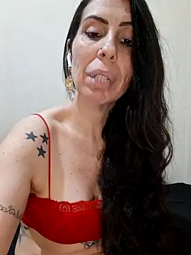 Lhcruz online show from June 3, 2026, 3:07 am