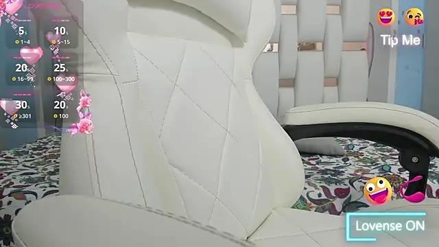 Snapshot of Katalina_red chatting on September 11, 2025, 7:25 pm Katalina red online show from September 11, 2025, 7:25 pm