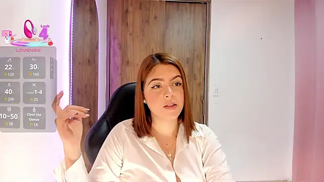 Snapshot of Madelin_carter chatting on February 2, 2026, 3:49 am Madelin carter online show from February 2, 2026, 3:49 am