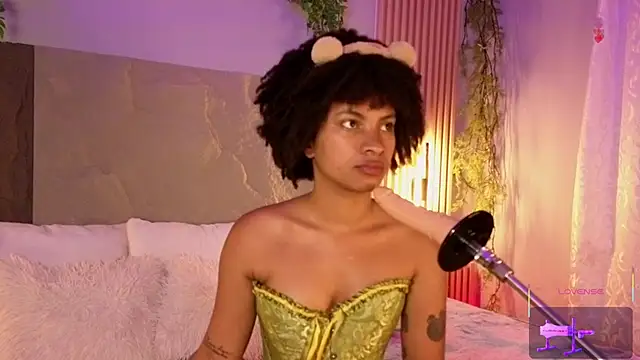 Lolalewis777 online show from January 9, 2026, 9:00 pm