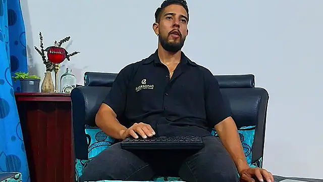 DaveSoldier online show from October 18, 2025, 4:36 am