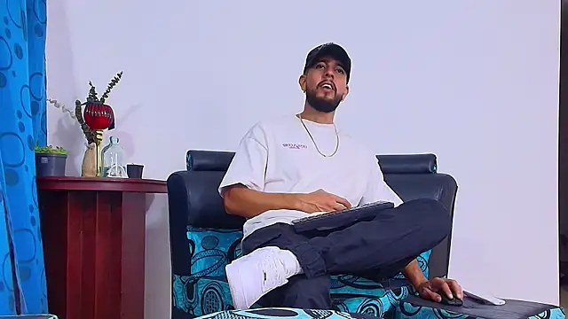 DaveSoldier online show from October 26, 2025, 4:57 am