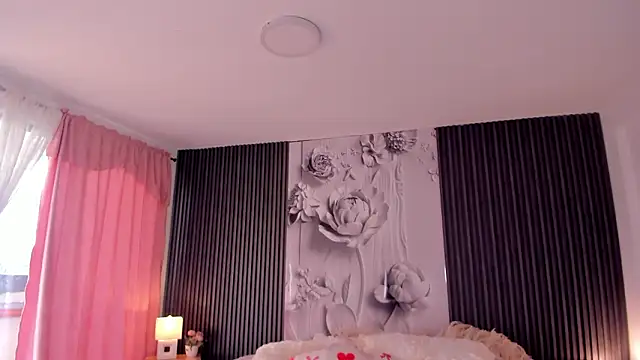 ShaniaDaniels online show from March 17, 2026, 9:40 pm