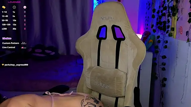 Snapshot of bunnykellyyy chatting on March 6, 2026, 6:58 pm bunnykellyyy online show from March 6, 2026, 6:58 pm