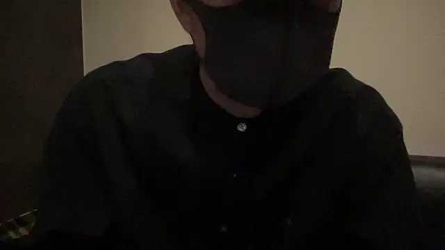 ko-ki012 online show from October 30, 2025, 4:04 pm