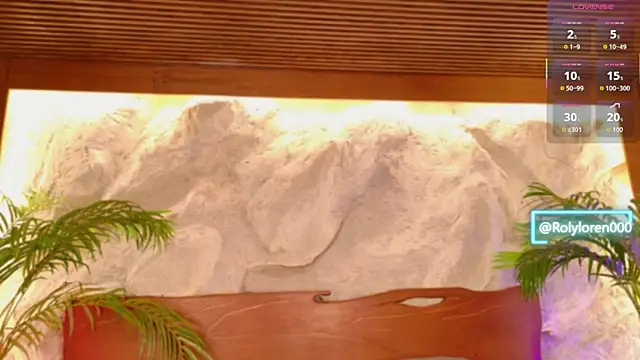 Snapshot of alisonn_moon chatting on February 19, 2026, 10:07 pm alisonn moon online show from February 19, 2026, 10:07 pm