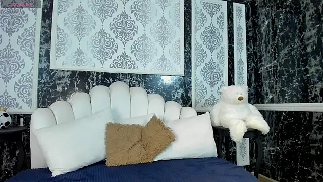 irenne wilsonn online show from February 12, 2026, 1:22 pm