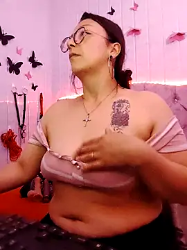 Susanahotsexxx online show from November 14, 2025, 1:42 am