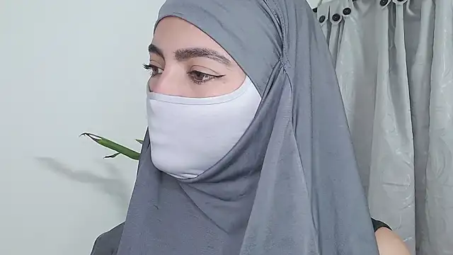 Snapshot of jade_nassar chatting on February 2, 2026, 12:31 am jade nassar online show from February 2, 2026, 12:31 am