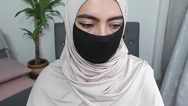 Snapshot of jade_nassar chatting on October 12, 2025, 10:44 pm jade nassar online show from October 12, 2025, 10:44 pm