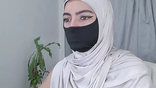 Snapshot of jade_nassar chatting on April 1, 2026, 1:01 pm jade nassar online show from April 1, 2026, 1:01 pm