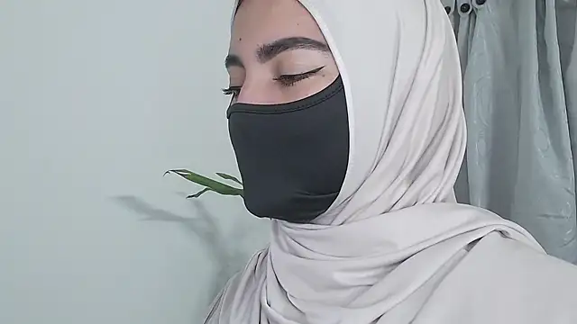 Snapshot of jade_nassar chatting on February 7, 2026, 12:18 am jade nassar online show from February 7, 2026, 12:18 am