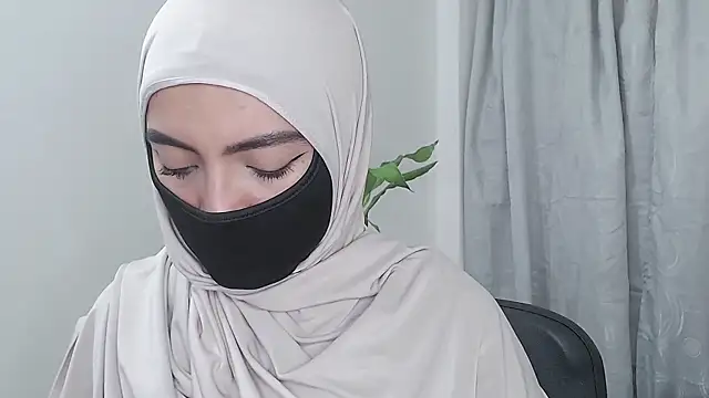 Snapshot of jade_nassar chatting on February 23, 2026, 8:20 pm jade nassar online show from February 23, 2026, 8:20 pm