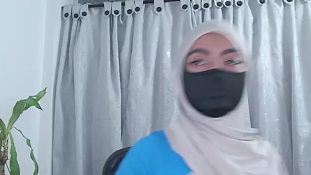 Snapshot of jade_nassar chatting on February 16, 2026, 9:45 pm jade nassar online show from February 16, 2026, 9:45 pm