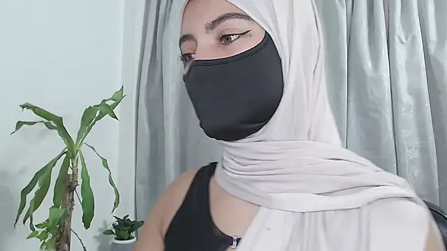 Snapshot of jade_nassar chatting on February 13, 2026, 6:52 pm jade nassar online show from February 13, 2026, 6:52 pm