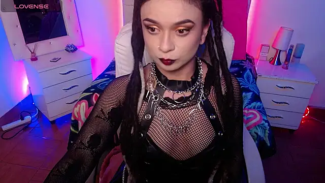 Snapshot of elapetitie chatting on October 28, 2025, 5:39 am elapetitie online show from October 28, 2025, 5:39 am