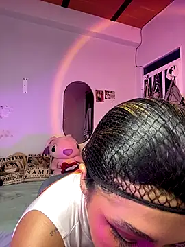 emilysofiia online show from September 18, 2025, 11:08 pm