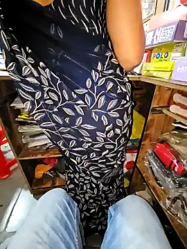 Snapshot of indianhotwife639 chatting on January 18, 2026, 5:22 am indianhotwife639 online show from January 18, 2026, 5:22 am