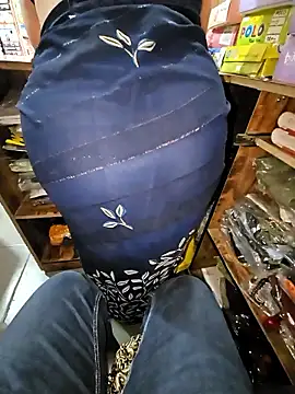 Snapshot of indianhotwife639 chatting on January 16, 2026, 6:28 am indianhotwife639 online show from January 16, 2026, 6:28 am