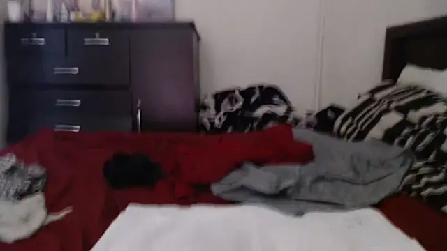 VoluptuousXX5 online show from February 19, 2026, 9:17 am