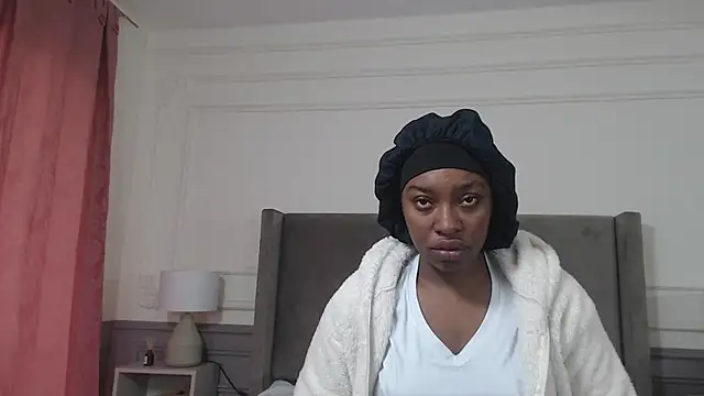 NatashaSilver online show from November 15, 2025, 1:04 pm