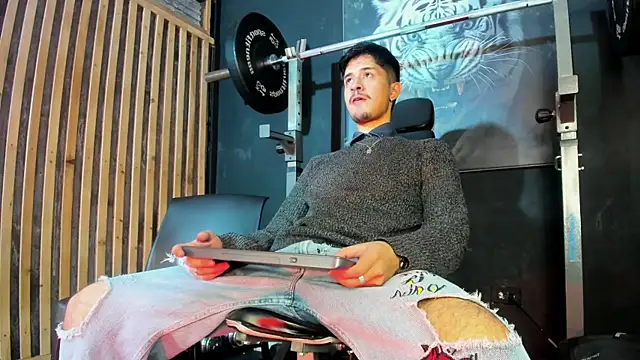 DimitriDeluxe online show from January 7, 2026, 8:25 pm