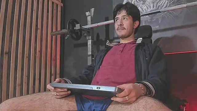 DimitriDeluxe online show from December 20, 2025, 8:55 pm