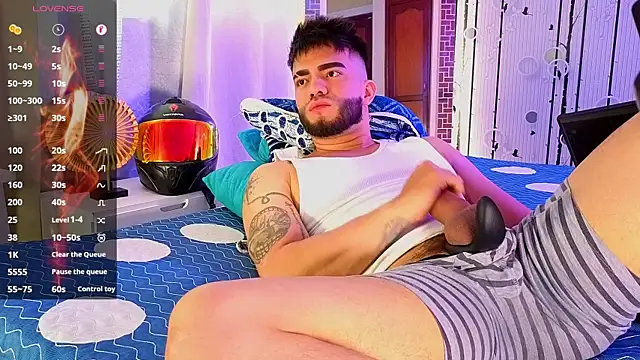 Snapshot of King_Draven3 chatting on November 21, 2025, 7:24 pm King Draven3 online show from November 21, 2025, 7:24 pm