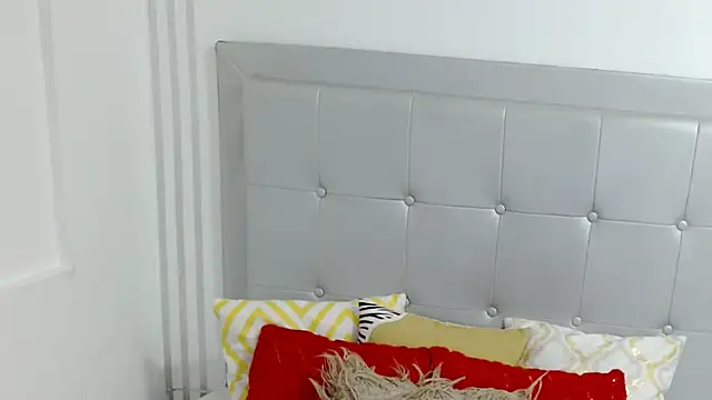 Snapshot of michel_rous_ chatting on September 13, 2025, 1:22 pm michel rous online show from September 13, 2025, 1:22 pm