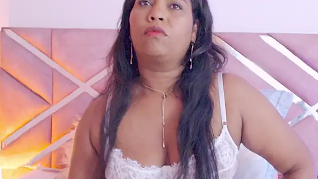 sofia 07 online show from January 18, 2026, 1:20 am