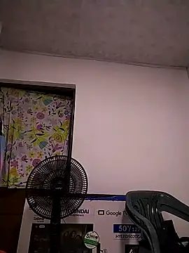 dayana2021 online show from November 11, 2025, 10:21 am