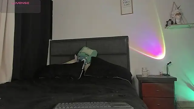 MateoBaer online show from September 26, 2025, 2:07 am