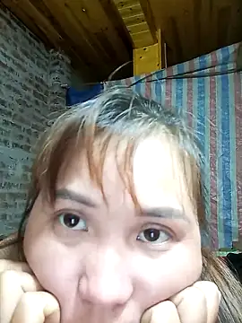 Snapshot of Mpchaola chatting on May 1, 2026, 12:32 pm Mpchaola online show from May 1, 2026, 12:32 pm