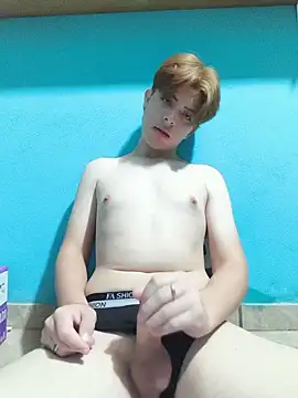 ethan manovan online show from July 12, 2026, 10:21 pm