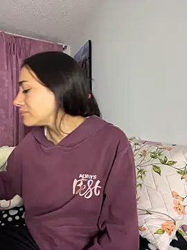 Snapshot of MiaRousexxx_ chatting on February 26, 2026, 1:27 am MiaRousexxx online show from February 26, 2026, 1:27 am