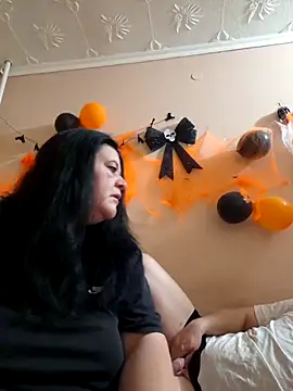 BlacReign online show from October 22, 2025, 7:24 pm