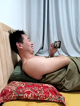 huanhuanaaaaa online show from March 16, 2026, 3:26 pm