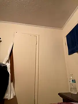 ThickDic28 online show from October 25, 2025, 11:49 pm