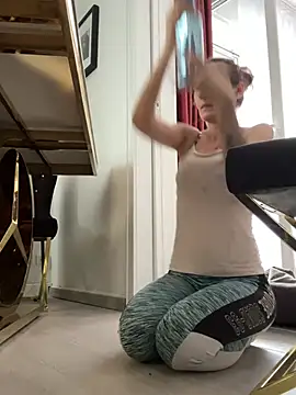 Emilia Mausi online show from May 30, 2026, 9:04 am