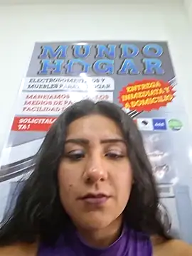 CAROLINE  07 online show from December 20, 2025, 4:21 pm