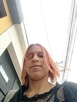 Zoe73  online show from October 16, 2025, 5:43 pm