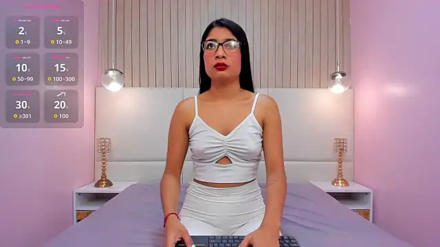 Snapshot of MelanyWayne_ chatting on February 13, 2026, 4:29 pm MelanyWayne online show from February 13, 2026, 4:29 pm