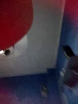 Snapshot of Feelineducentre chatting on November 3, 2025, 8:34 pm Feelineducentre online show from November 3, 2025, 8:34 pm