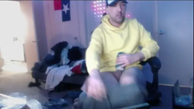 Snapshot of TypicalDepot5 chatting on February 22, 2026, 9:44 am TypicalDepot5 online show from February 22, 2026, 9:44 am