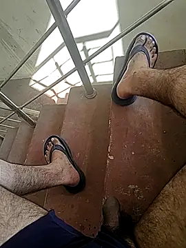 monty935 online show from November 9, 2025, 5:44 am