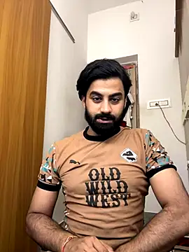 hottestboy03 online show from October 26, 2025, 9:42 am