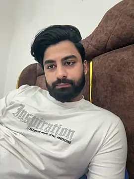 hottestboy03 online show from April 9, 2026, 10:21 am